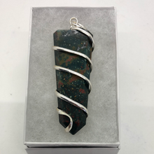 Load image into Gallery viewer, Flat Point Wire Wrap Pendant
